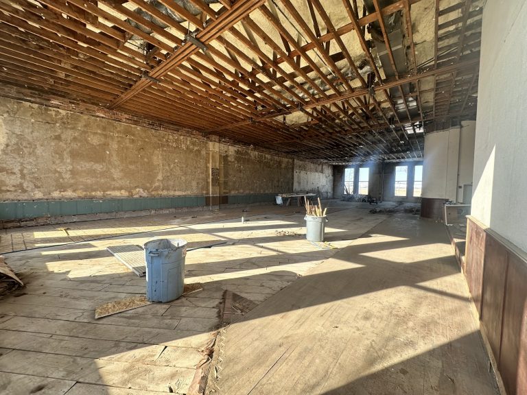ballroom 12