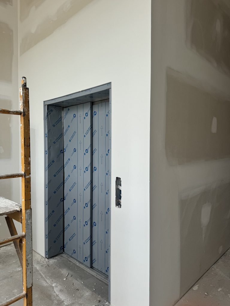 elevator 1