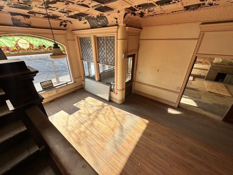 main floor pre